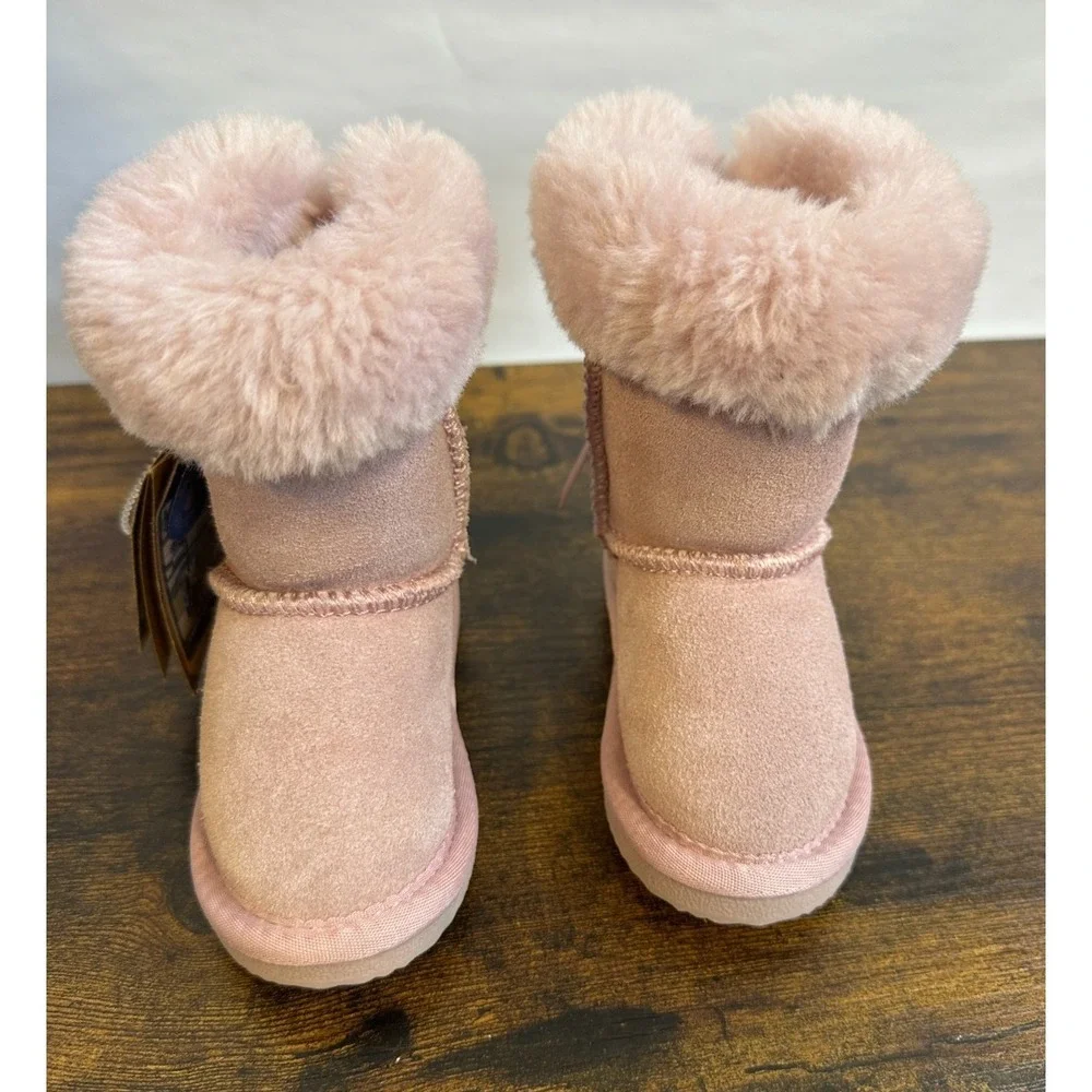 Lamo Youth Rose Pink Suede Faux Fur Bow Winter Boots Splash Secure Size 6C NEW - Picture 2 of 10